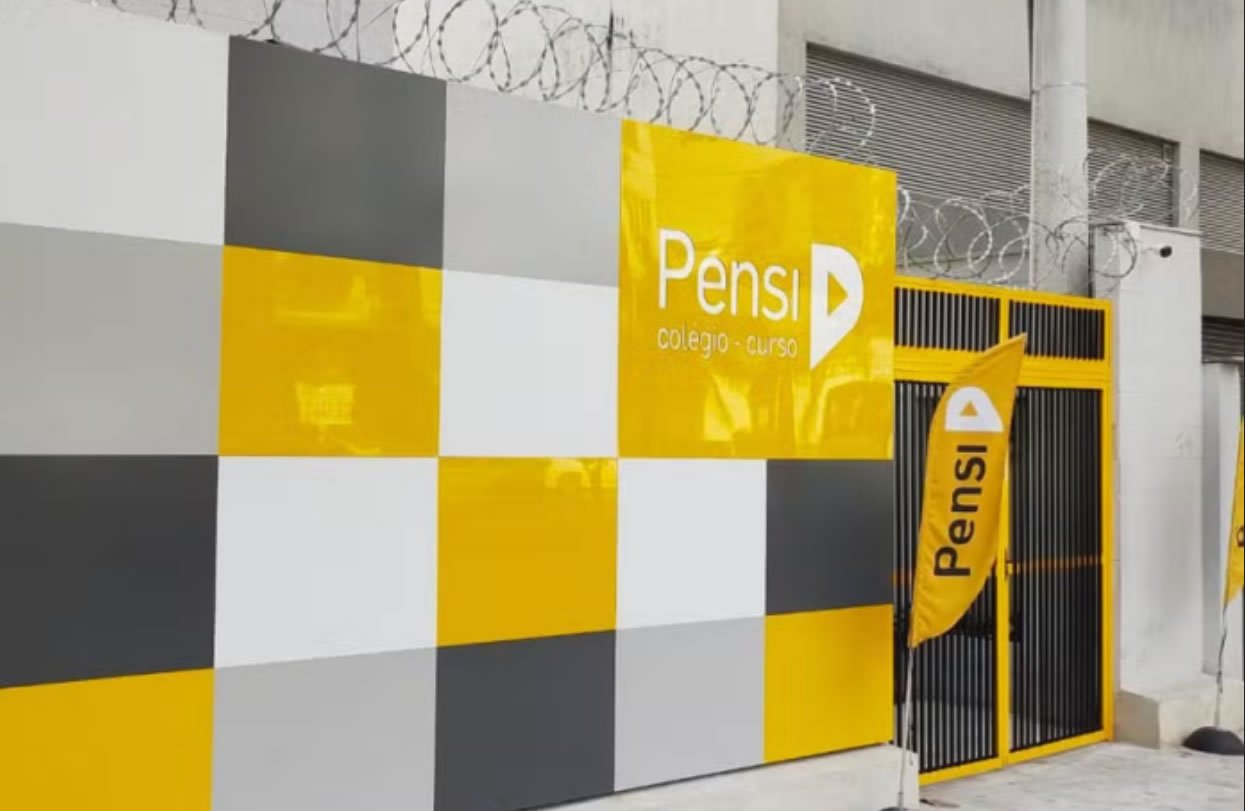 Escândalo no Rio: Aluna de 14 anos é vítima de abuso em unidade do Colégio Pensi Escândalo no Rio: Aluna de 14 anos é vítima de abuso em unidade do Colégio Pensi